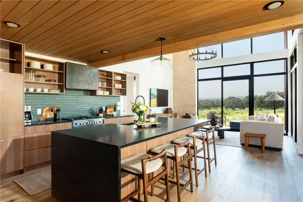 9361 W Us Highway 290 #6, Hye, TX 78635