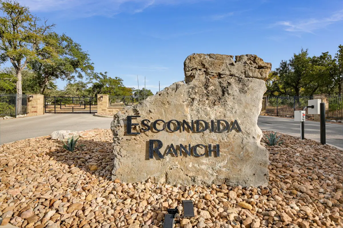 717 Puerto Rico Dr, Wimberley, TX 78676 - Image #1