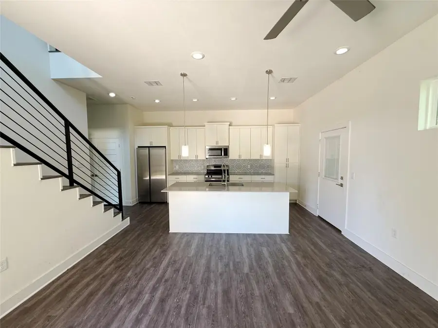 6406 Felix Ave #2, Austin, TX 78741 - #3