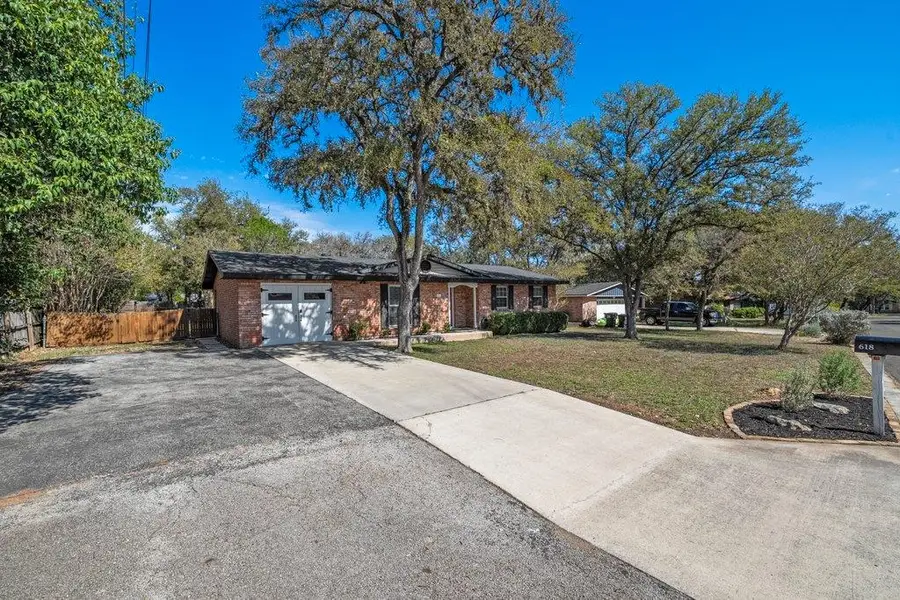 618 Dartmouth Ave, San Marcos, TX 78666 - #2