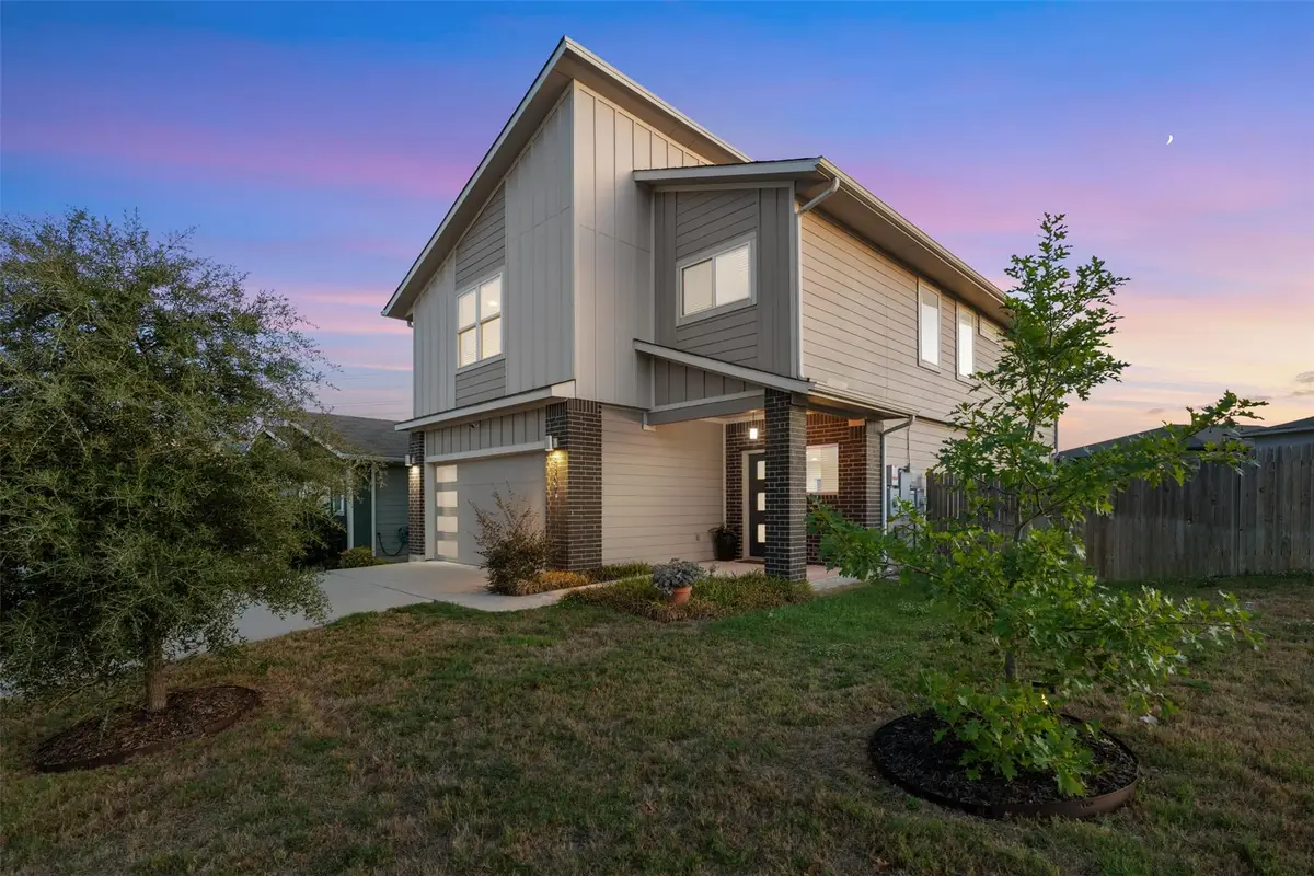 8301 Mimi Ln, Austin, TX 78724 - #1