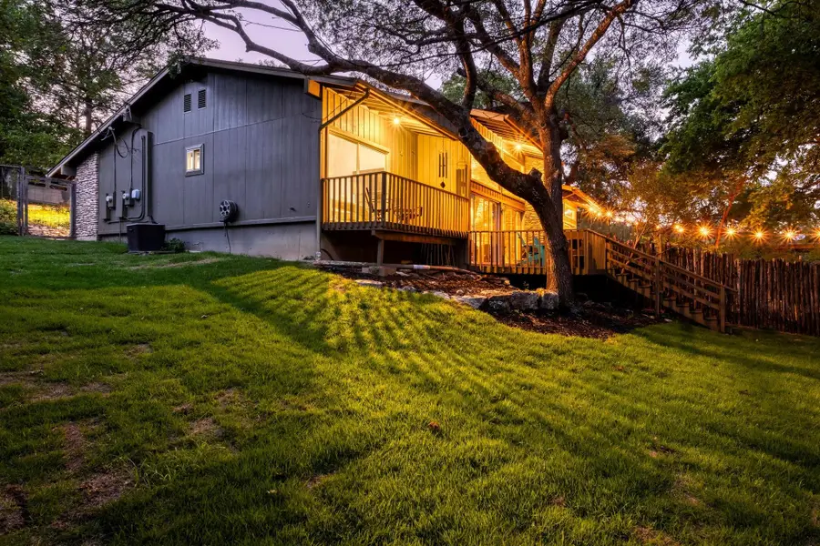 907 The High Rd, Austin, TX 78746 - Image #2