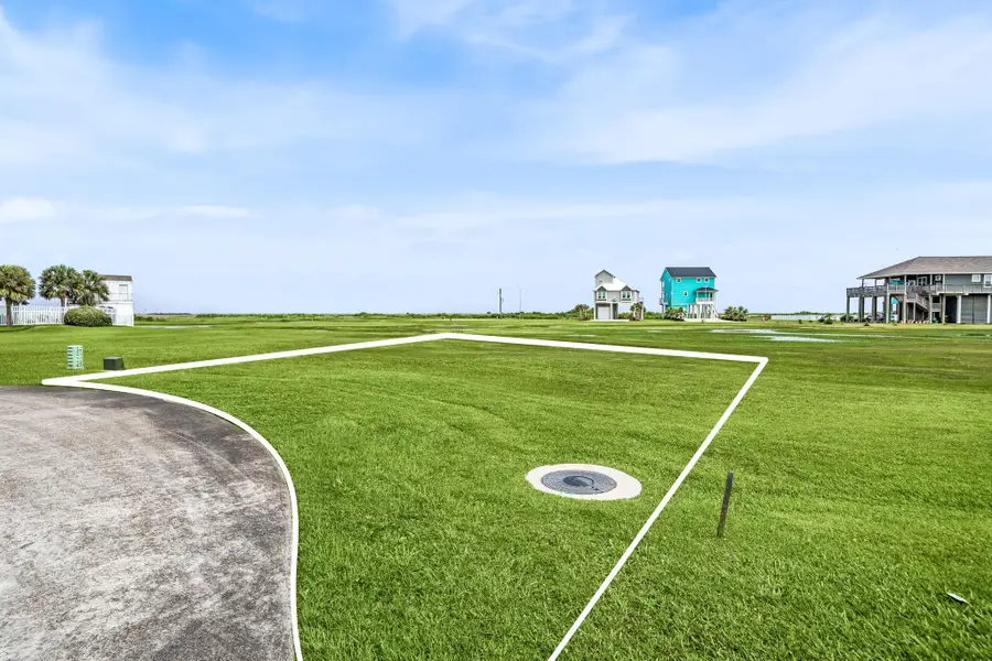 3807 Carmel Ct, Galveston, TX 77554 - #2
