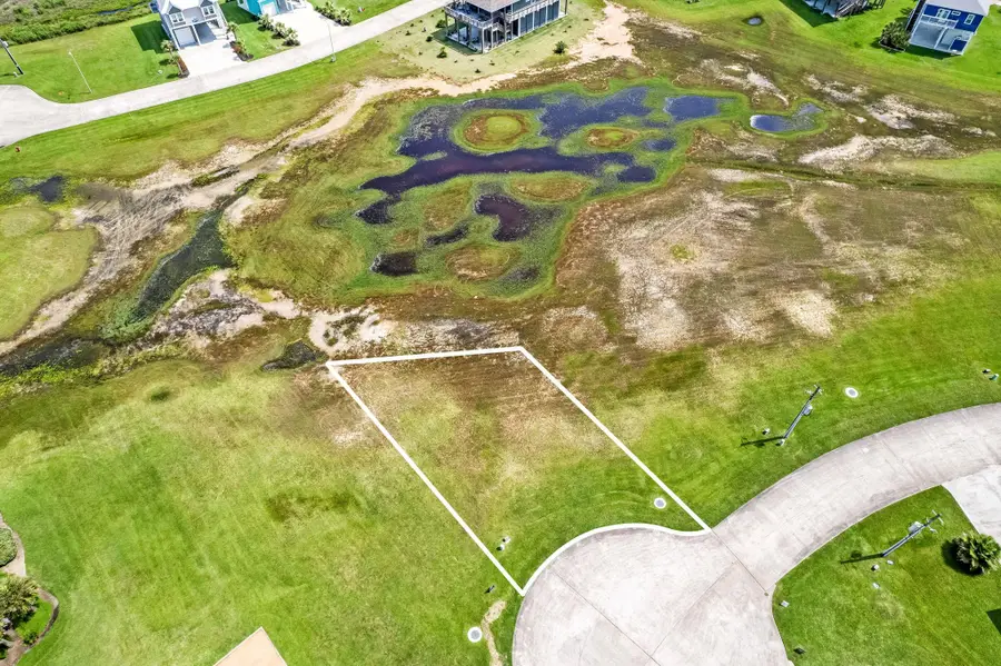 3807 Carmel Ct, Galveston, TX 77554 - #3