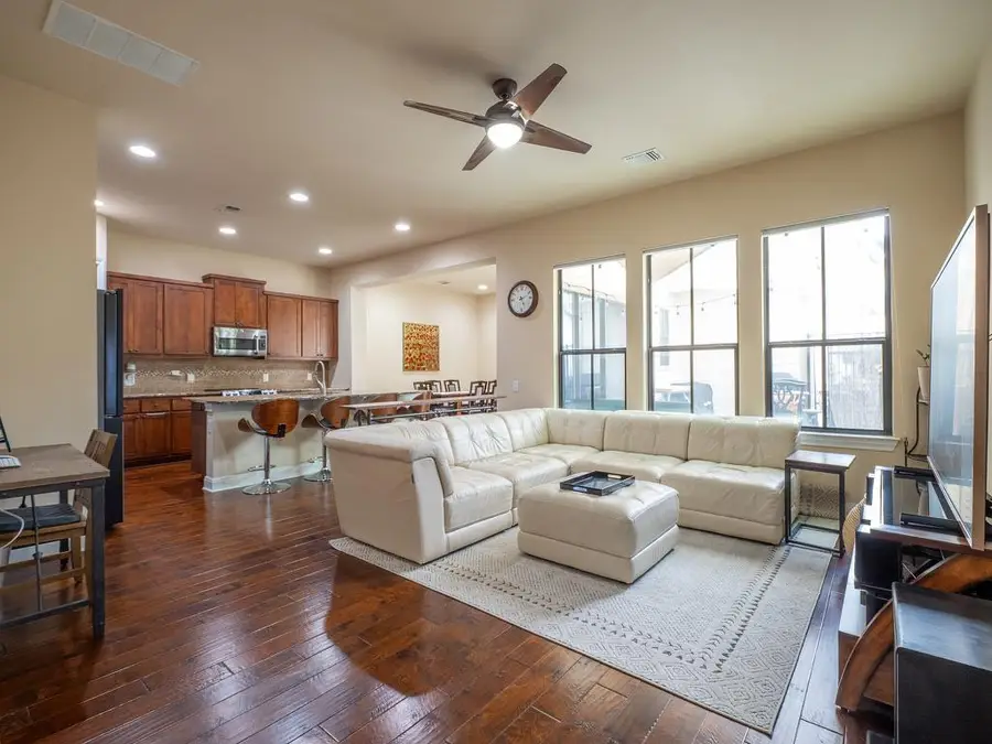 4617 Page St, Austin, TX 78723 - #3