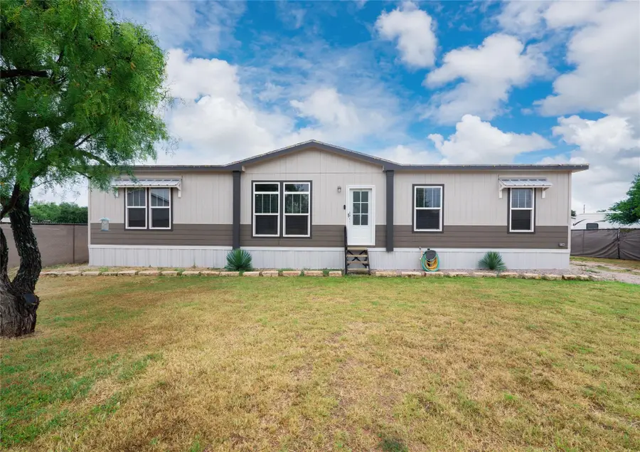 1106 Hi Line Dr, Buchanan Dam, TX 78609 - #2
