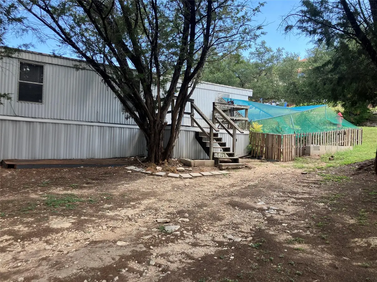 21434 Coyote Trl, Lago Vista, TX 78645 - Image #1