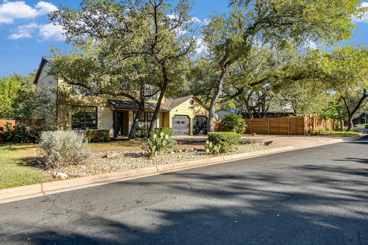 12223 Antoinette Pl, Austin, TX 78727 - Image #1