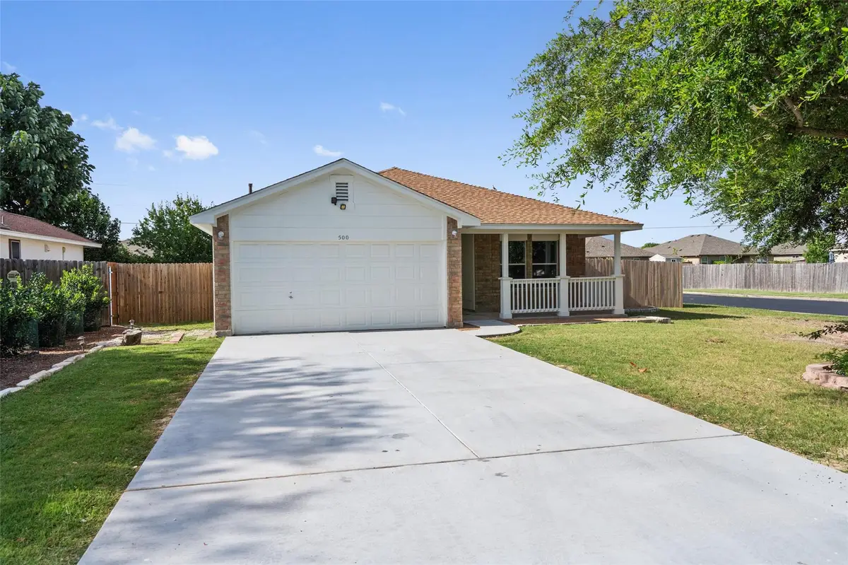 500 Mitchell Dr, Hutto, TX 78634 - #1