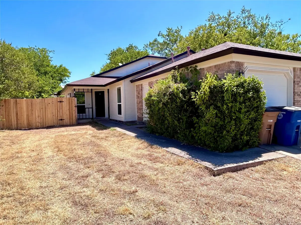 2112 Cedar Bend Dr, Austin, TX 78758 - #1