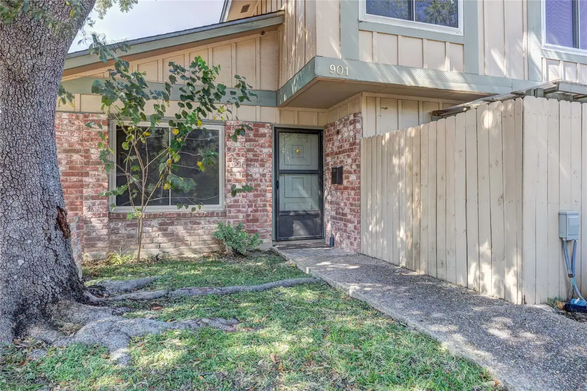 901 E Village Ln, Austin, TX 78758 - Image #1