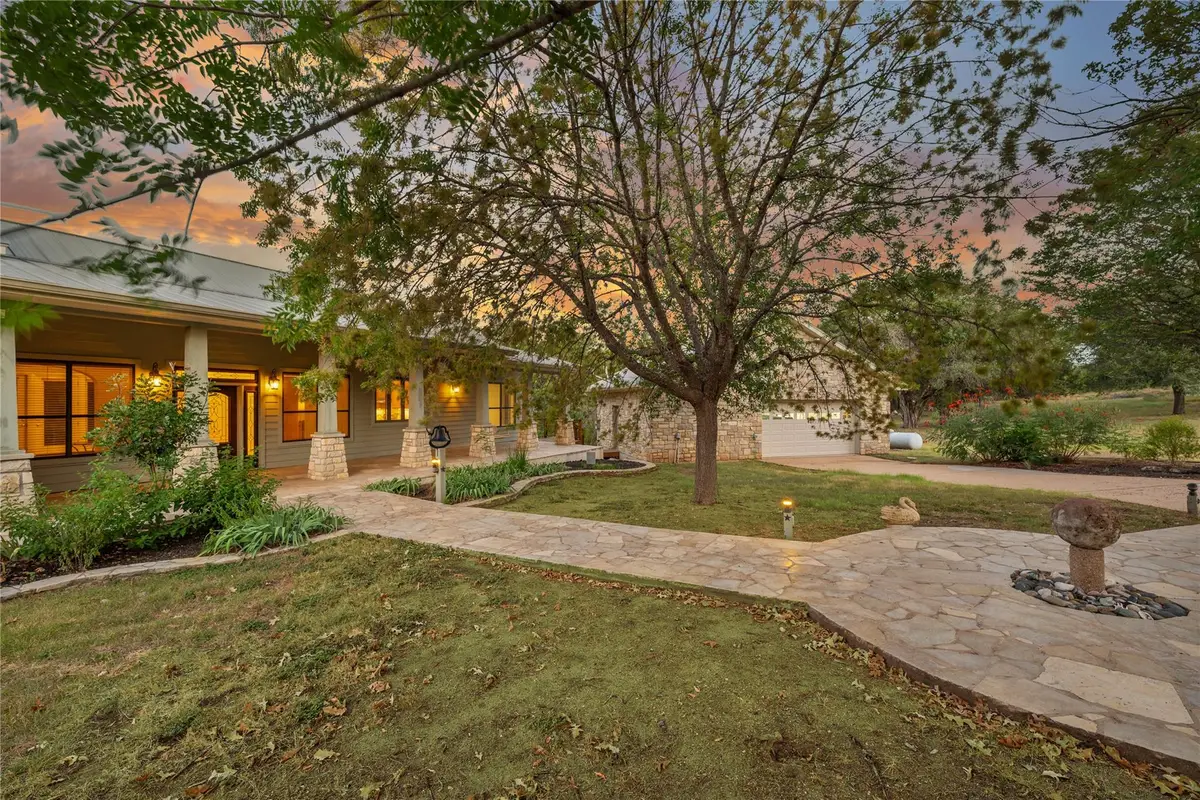 1118 Rustic Ln, Spicewood, TX 78669 - #1