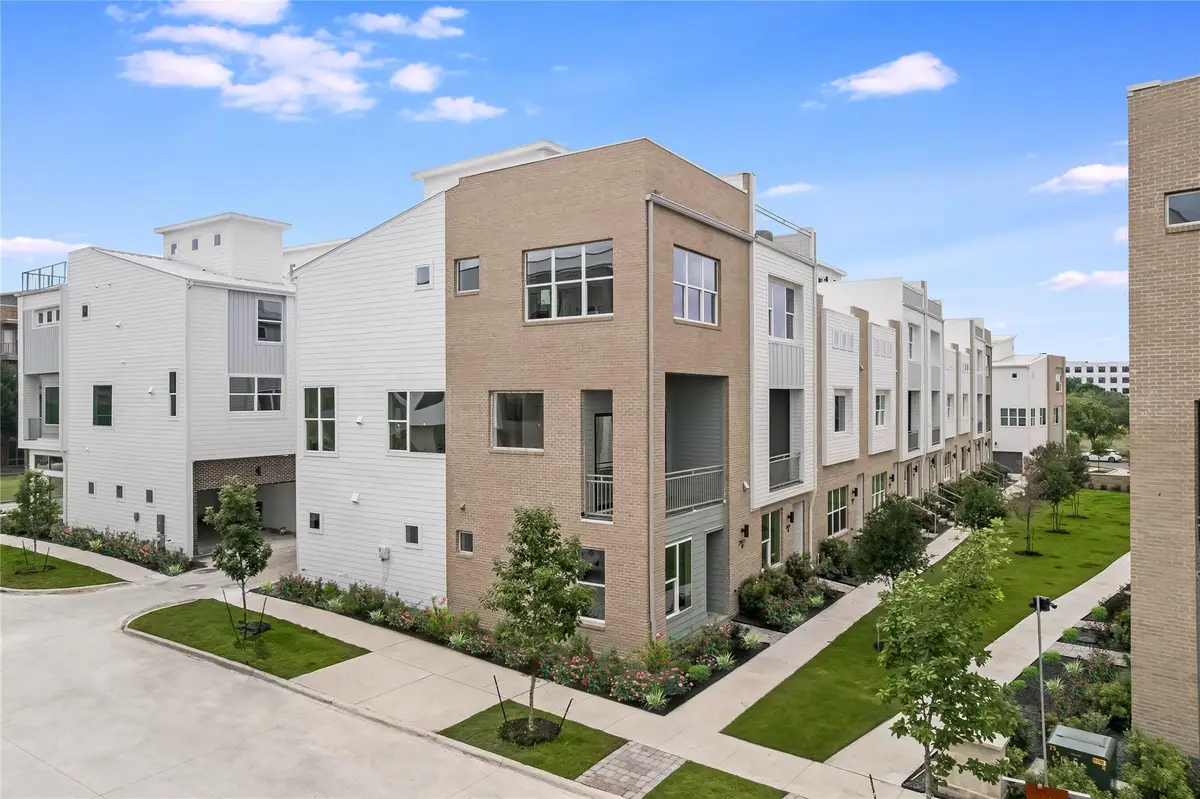 2805 Mccurdy St #19, Austin, TX 78723 - Image #1