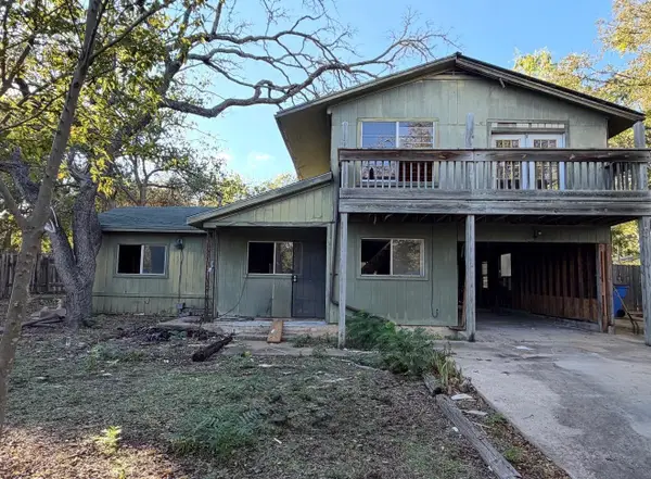 18210 Lura Ln, Jonestown, TX 78645