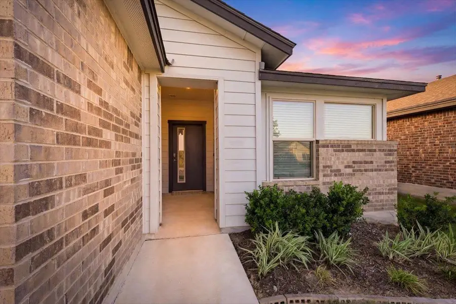 1145 Tipton St, Georgetown, TX 78633 - #2