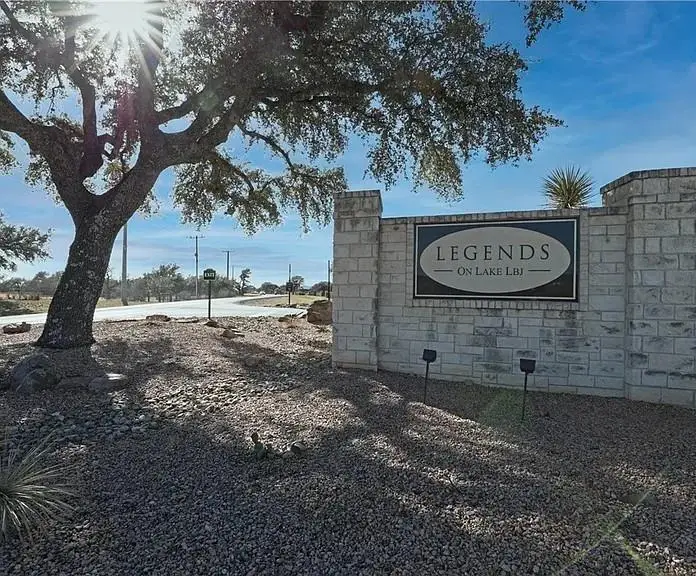 5001 Marina Dr, Kingsland, TX 78639 - Image #1