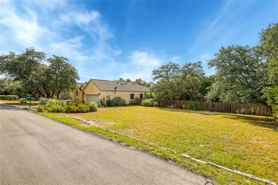 21520 Paine Ave, Lago Vista, TX 78645 - Image #2