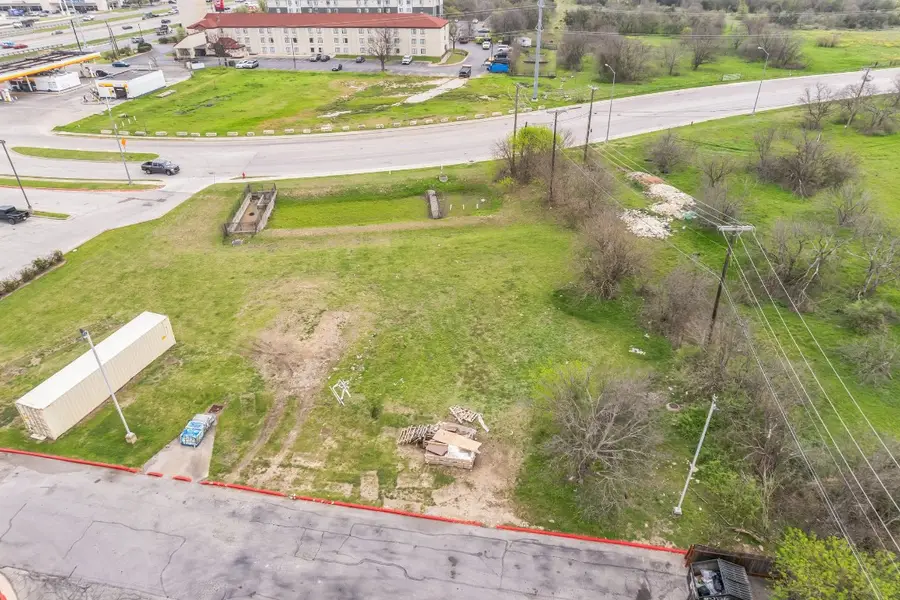 350 Chisholm Pkwy, Round Rock, TX 78681 - Image #2