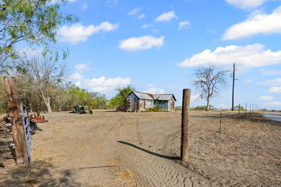 13800 Hokanson Rd, Del Valle, TX 78617 - #2