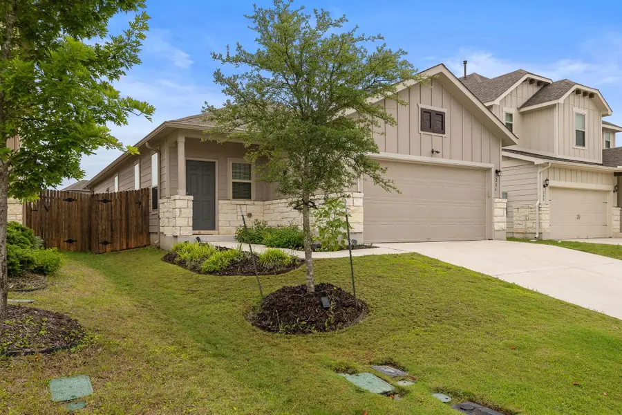 284 Zuma Dr, Liberty Hill, TX 78642 - #2