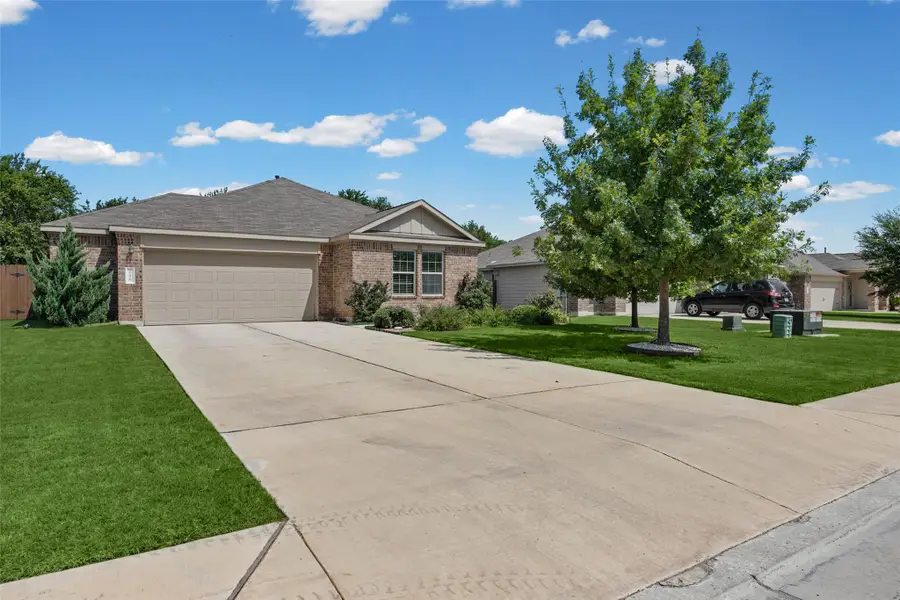 196 Jackson Blue Ln, Kyle, TX 78640 - #2