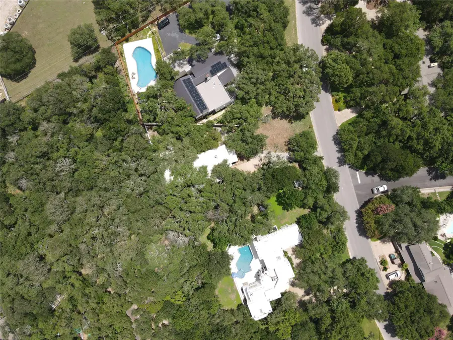 850 Forest View Dr, West Lake Hills, TX 78746 - Image #2