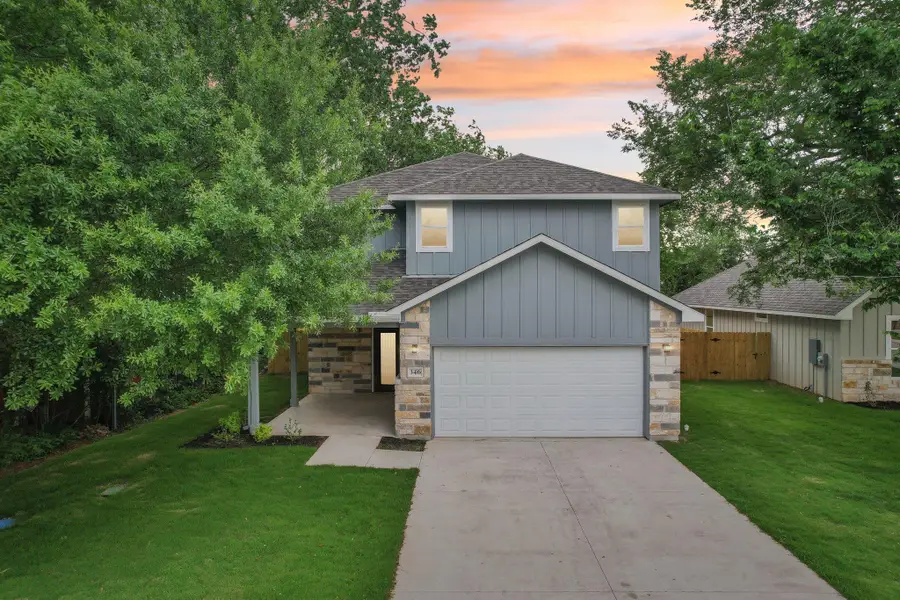 346 Webb St, Smithville, TX 78957 - Image #2