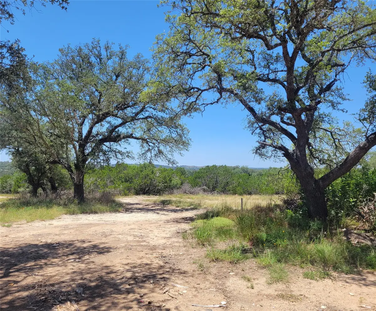 638 Bonita Dr, Blanco, TX 78606 - #1