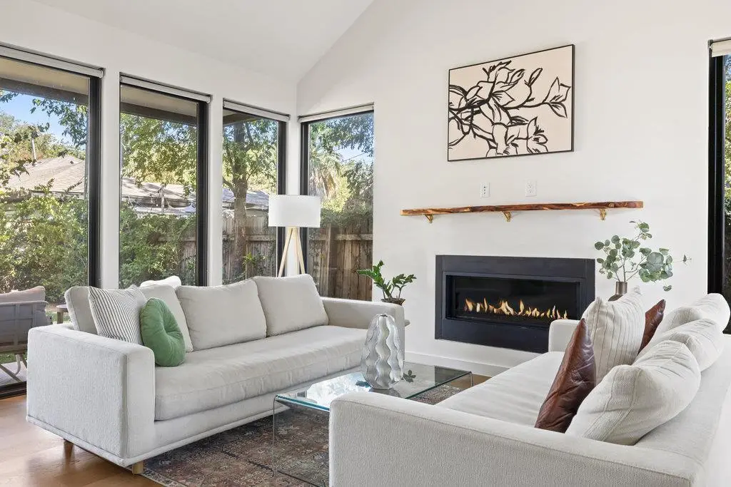 1913 Canterbury St #2, Austin, TX 78702 - Image #1