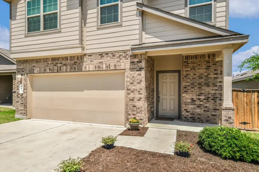 561 Greatest Gift Way, Jarrell, TX 76537 - Image #3