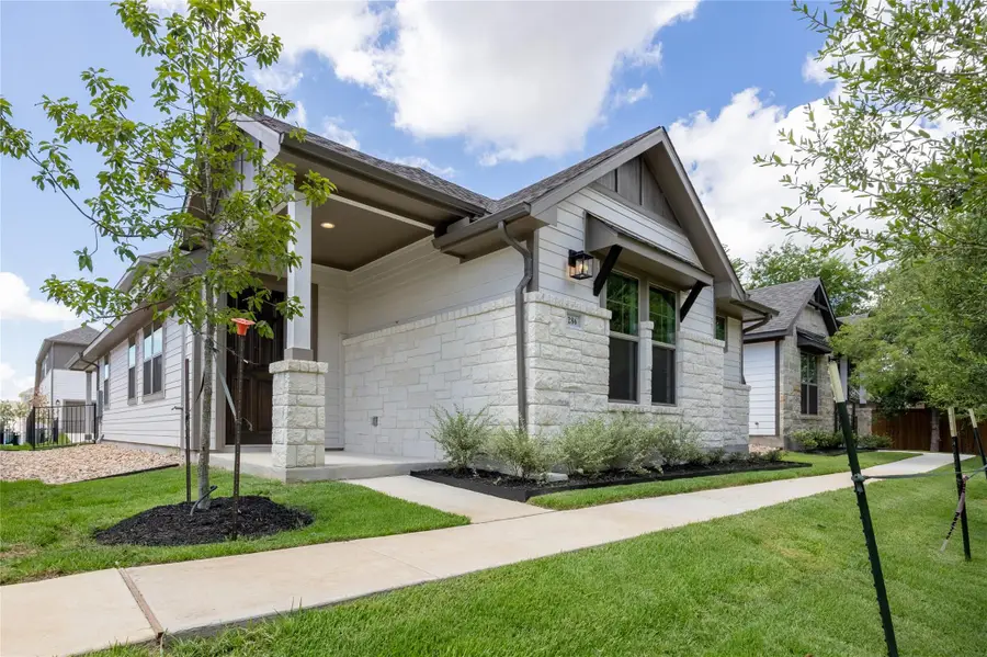 286 Orleanian Dr, Buda, TX 78610 - Image #2