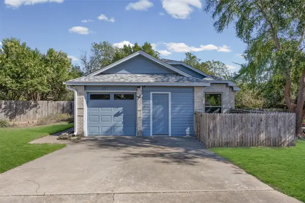 1117 Gatehouse Dr, Austin, TX 78753