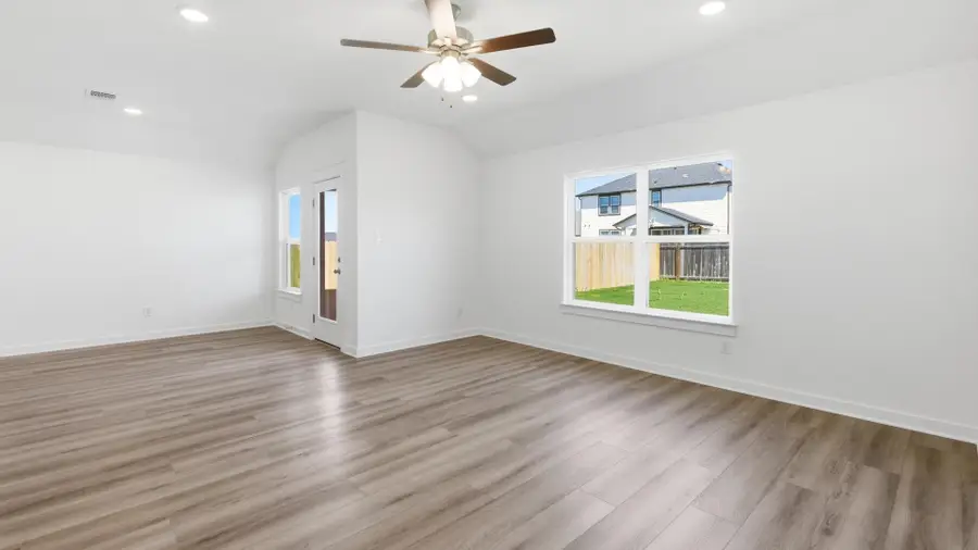 112 Hazy View Rd, San Marcos, TX 78666 - #3