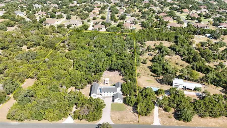 6601 North Lakewoods Dr, Georgetown, TX 78633 - Image #3