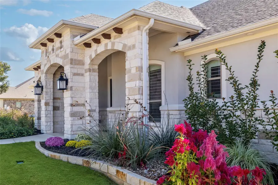 200 Somerset Hills Dr, Georgetown, TX 78633 - Image #2