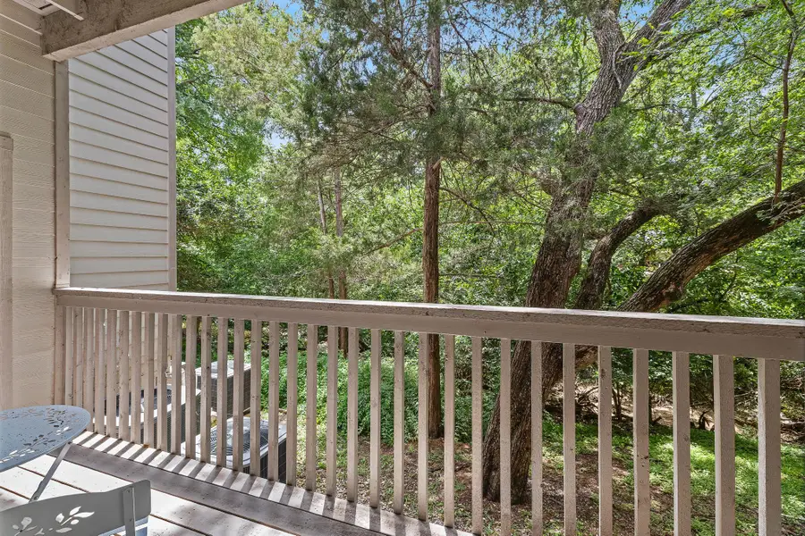3839 Dry Creek Dr #106, Austin, TX 78731 - #3