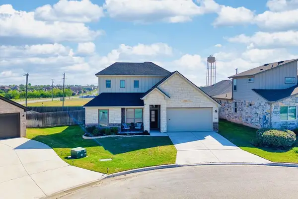 125 Citation Dr, Jarrell, TX 76537