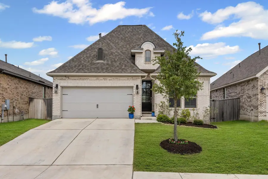 108 Chinaberry Bnd, Bastrop, TX 78602 - Image #2