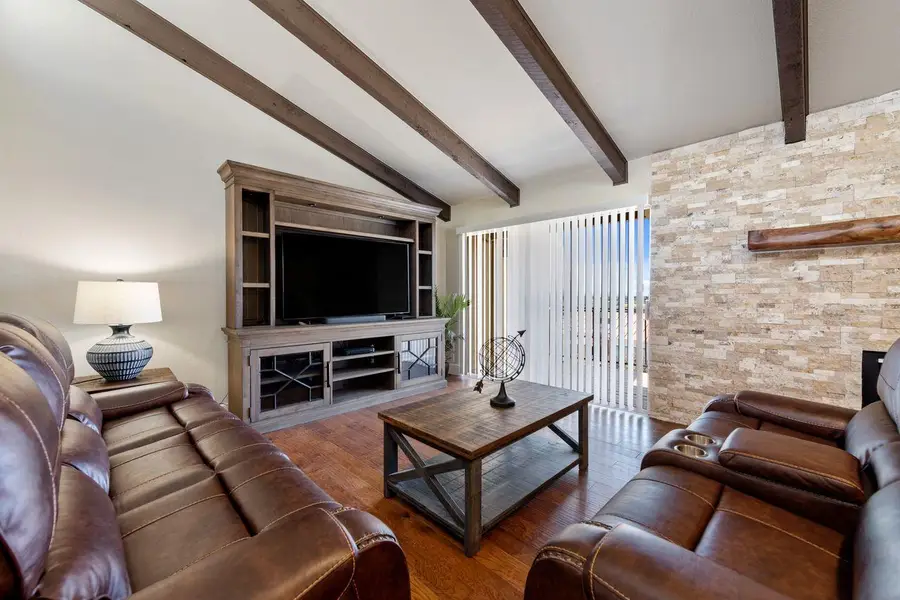 402 Hi Stirrup #E4, Horseshoe Bay, TX 78657 - #2