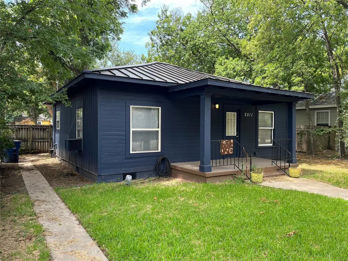 2511 E Cesar Chavez St, Austin, TX 78702 - Image #1