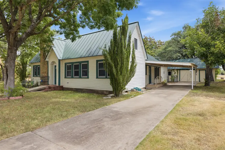 255 S Lampasas St, Bertram, TX 78605 - #3