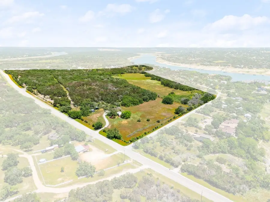 525 Pace Bend Rd N, Spicewood, TX 78669 - Image #2