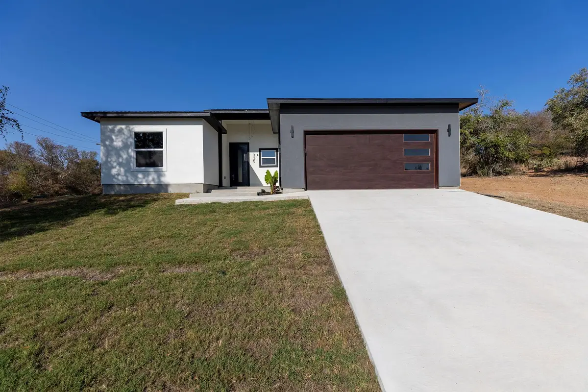 320 Kahana Ln, Bastrop, TX 78602 - Image #1