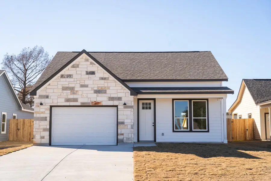 313 String Prairie Way, Smithville, TX 78957 - Image #3