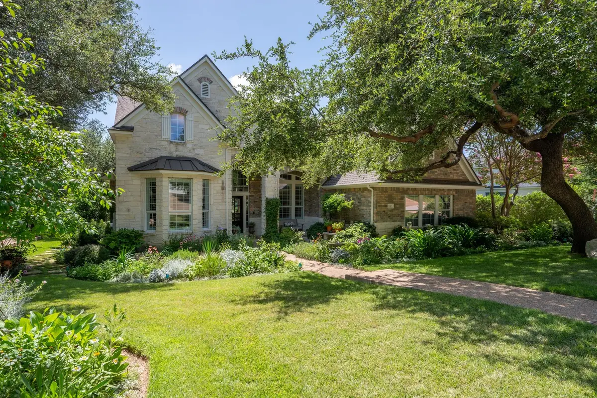 13315 Country Lake Dr, Austin, TX 78732 - #1