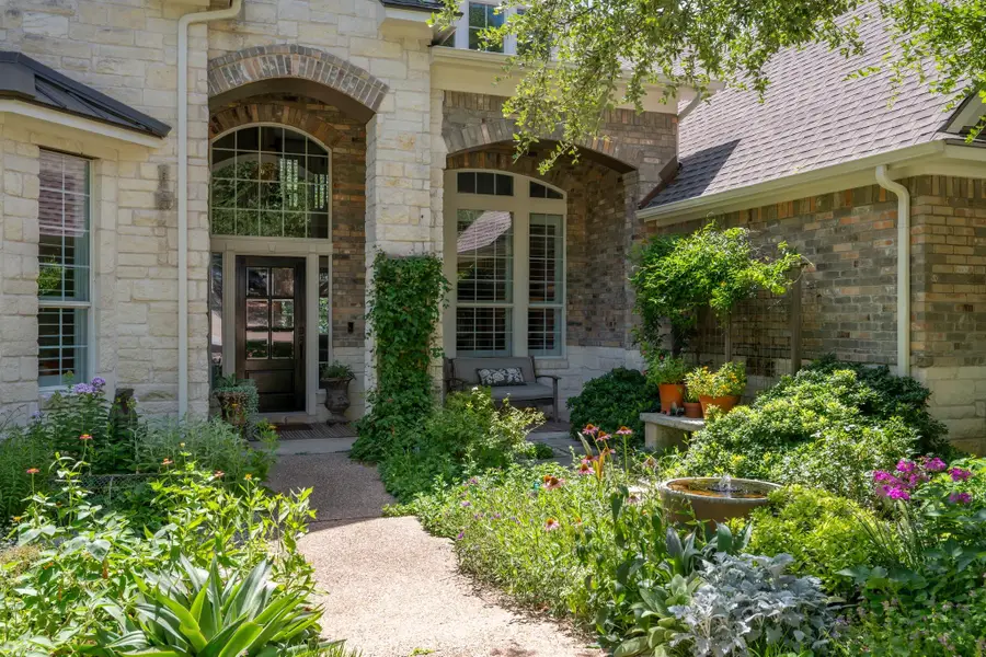 13315 Country Lake Dr, Austin, TX 78732 - #2