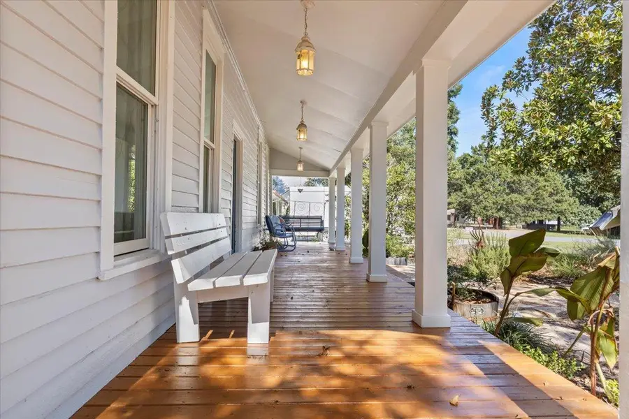 503A Wilkes St, Smithville, TX 78957 - #2