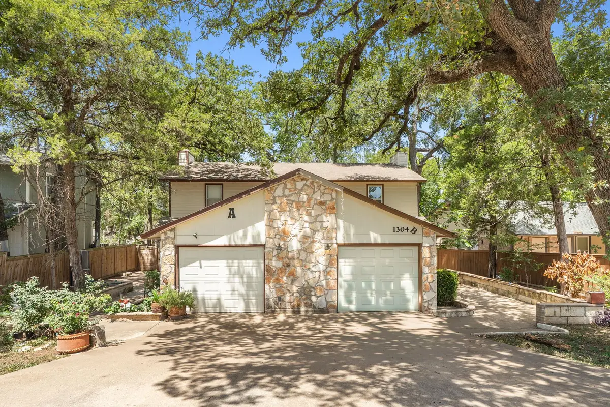 1304 Cool Shadow Dr, Del Valle, TX 78617 - #1