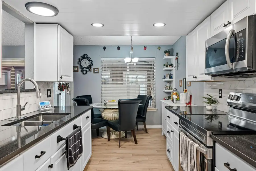1304 Cool Shadow Dr, Del Valle, TX 78617 - #3