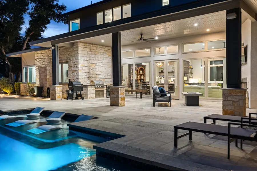 425 Bunker Ranch Blvd, Dripping Springs, TX 78620 - Image #2